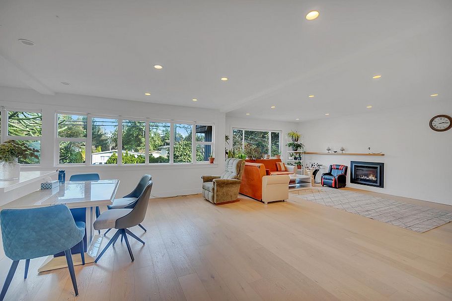 2505 William Avenue North Vancouver, BC - 18