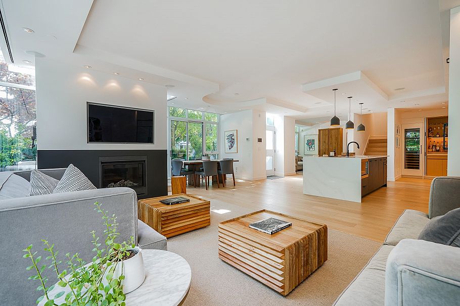 403 Beach Crescent Vancouver, BC - 1