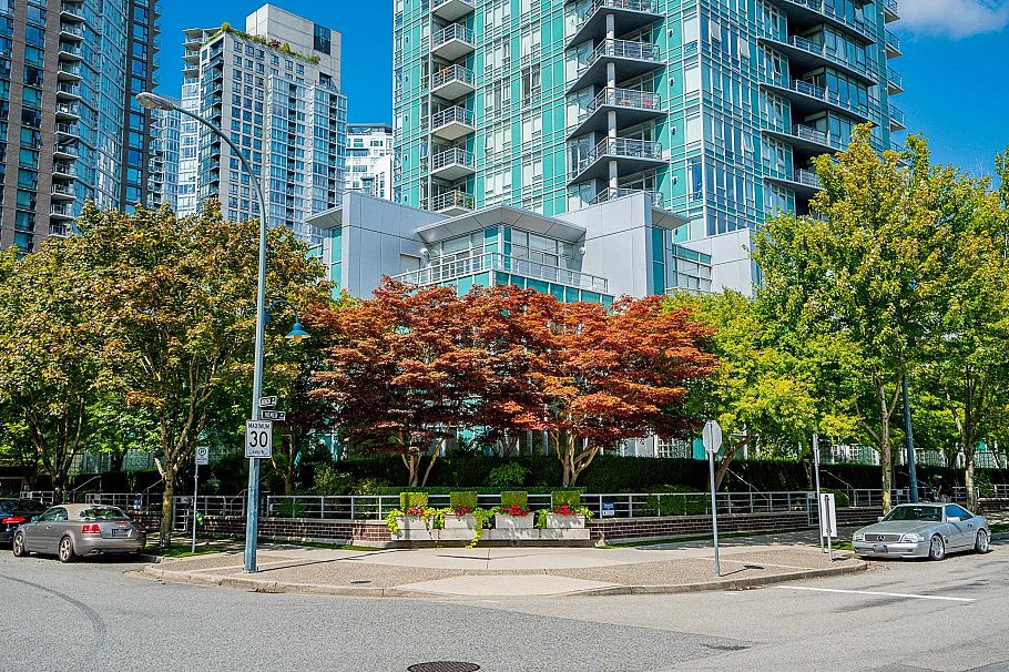 403 Beach Crescent Vancouver, BC - 30