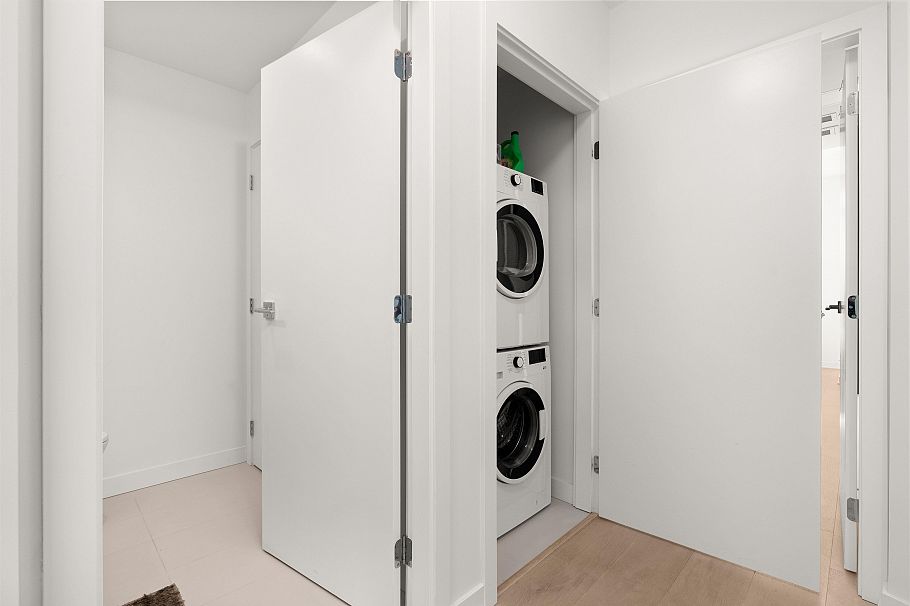 2602 1401 Hunter Street North Vancouver, BC - 25