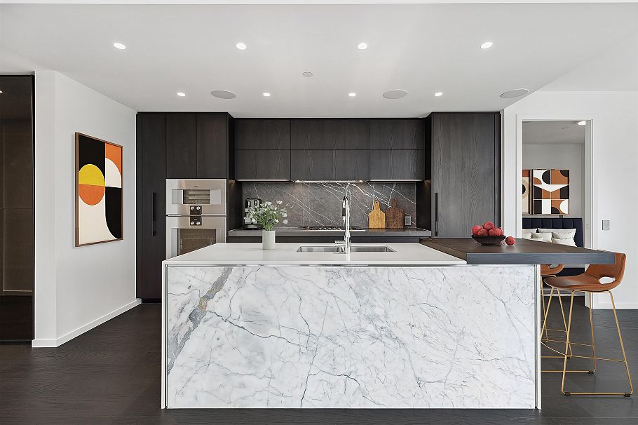 1005 1601 Quebec Street Vancouver, BC - 2