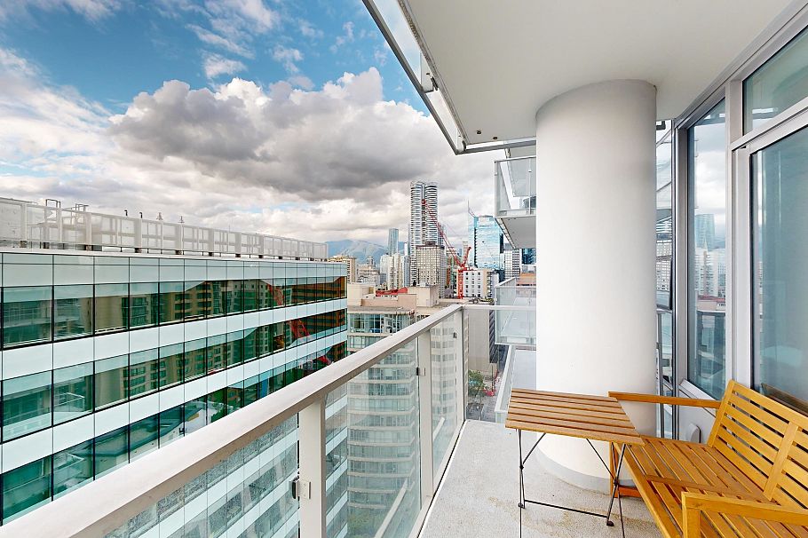 2103 1289 Hornby Street Vancouver, BC - 18