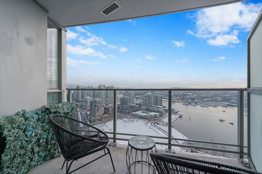 3107 1408 Strathmore Mews Vancouver, BC - 23