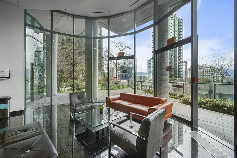 608 1331 W Georgia Street Vancouver, BC - 17