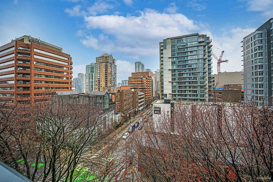 701 1050 Burrard Street Vancouver, BC - 22