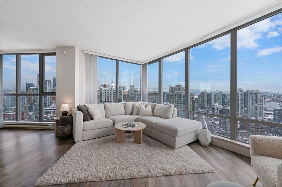 3107 1408 Strathmore Mews Vancouver, BC - 2