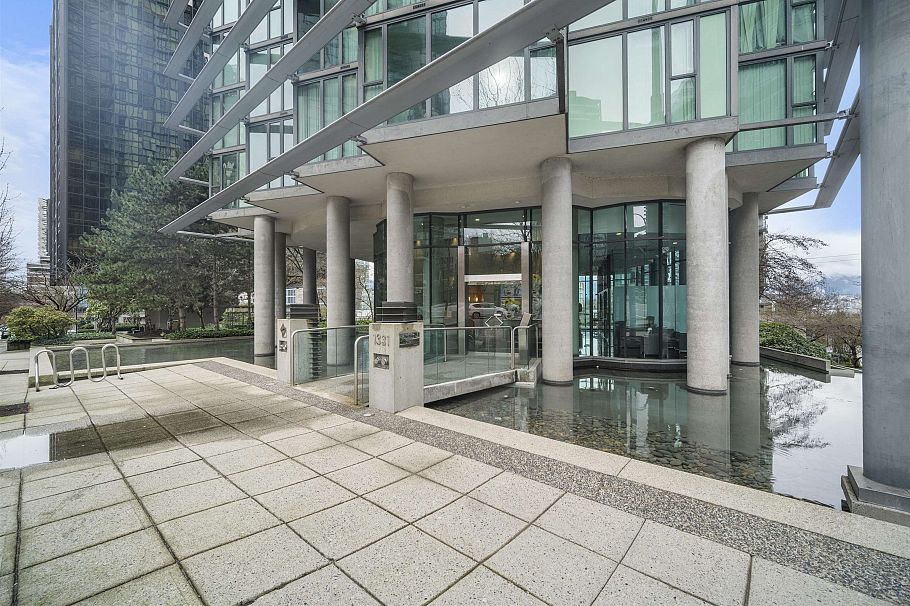 608 1331 W Georgia Street Vancouver, BC - 21