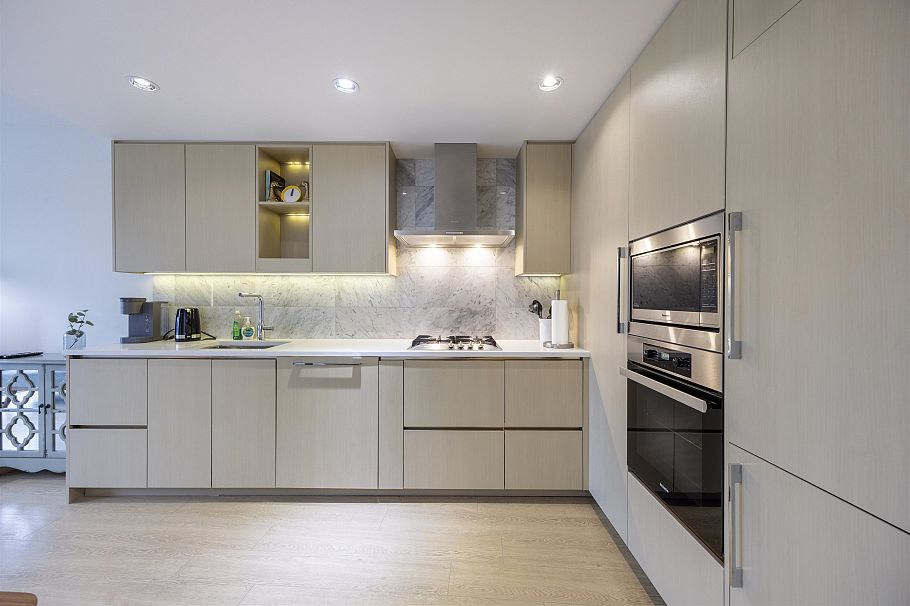 403 89 Nelson Avenue Vancouver, BC - 6