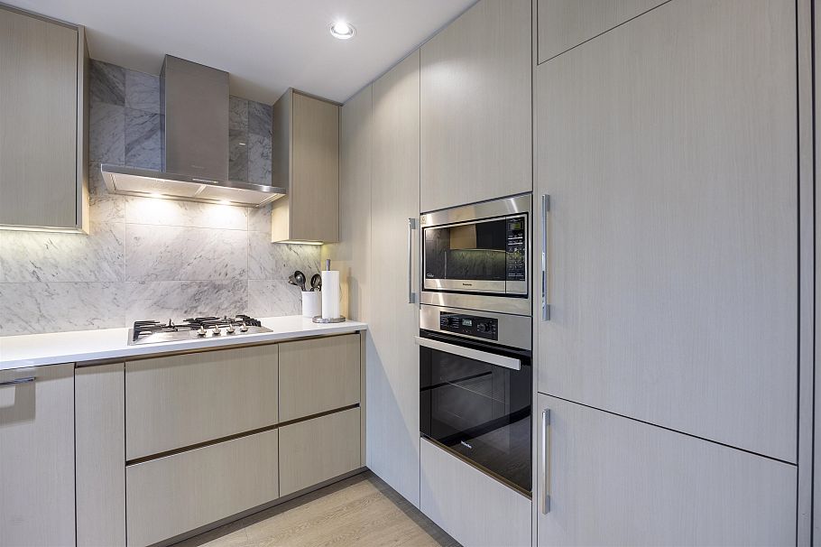 403 89 Nelson Avenue Vancouver, BC - 7