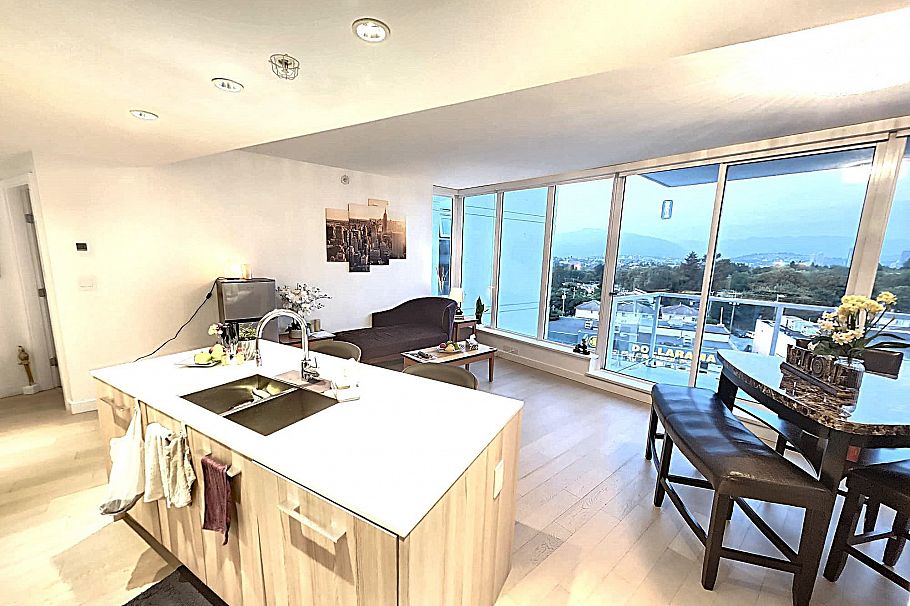 809 4638 Gladstone Street Vancouver, BC - 3