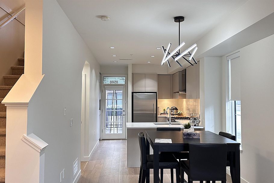 8588 Osler Street Vancouver, BC - 10