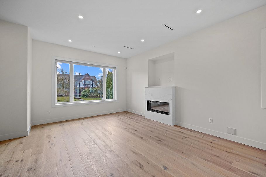 6011 Fremlin Street Vancouver, BC - 14