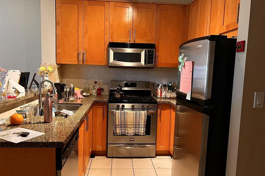 205 4885 Valley Drive Vancouver, BC - 3