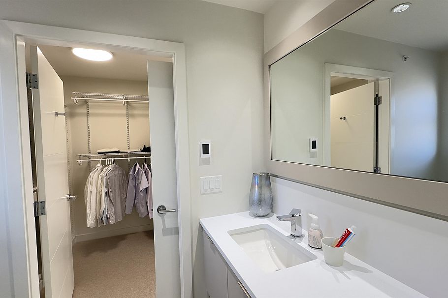 8588 Osler Street Vancouver, BC - 13