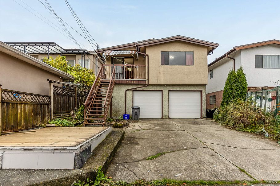 4688 Manor Street Vancouver, BC - 28