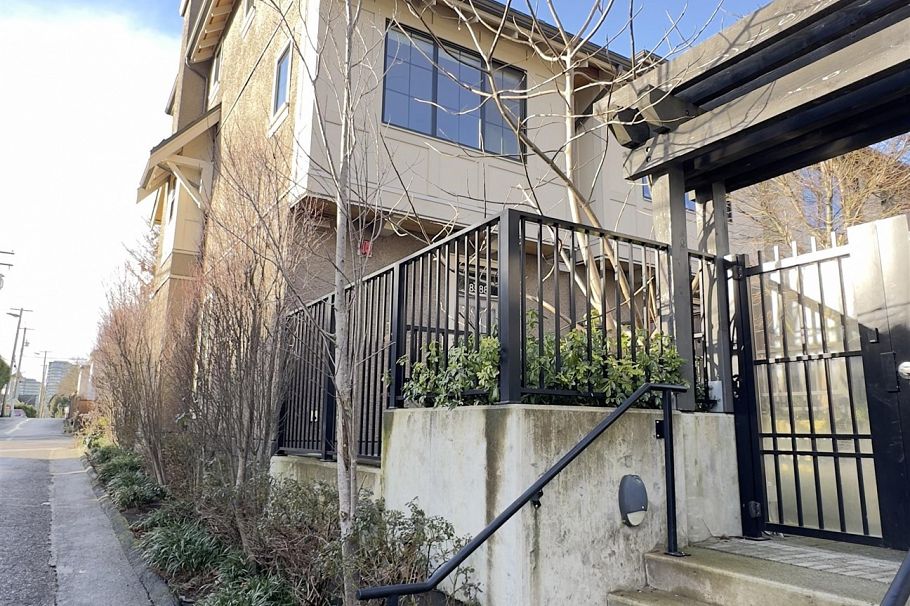 8588 Osler Street Vancouver, BC - 4