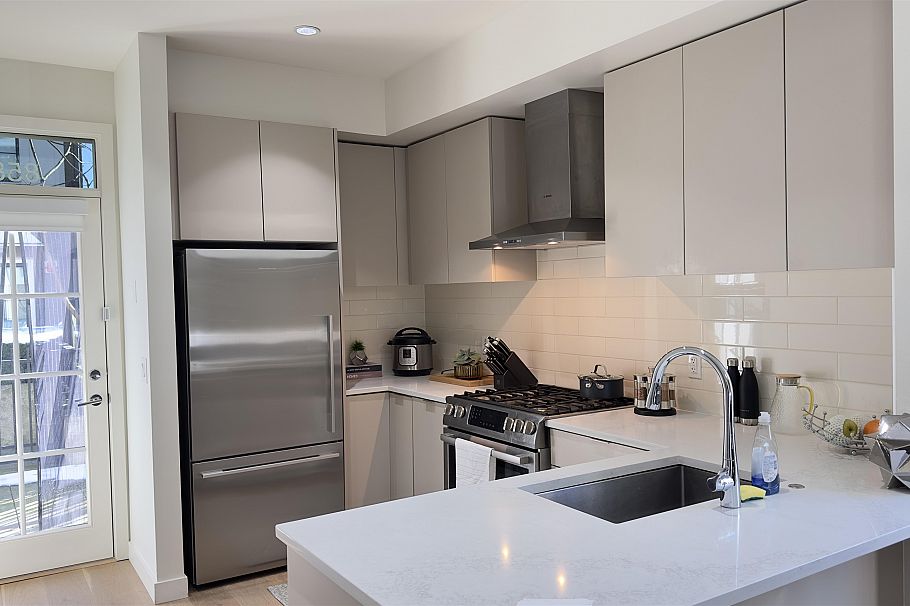 8588 Osler Street Vancouver, BC - 7