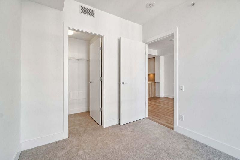 802 2325 Emery Court North Vancouver, BC - 9