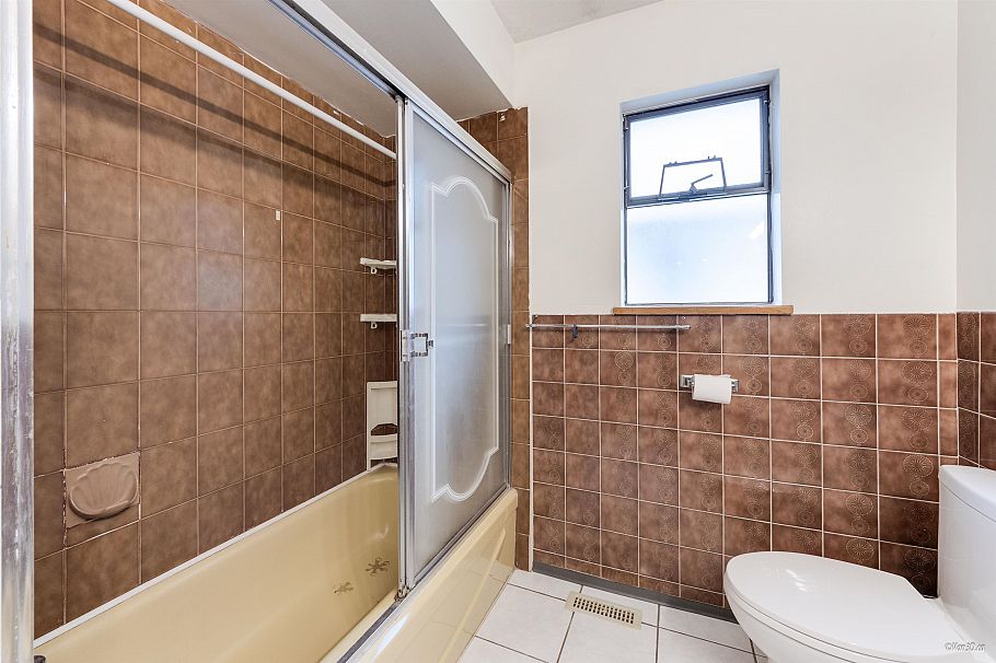 4688 Manor Street Vancouver, BC - 15