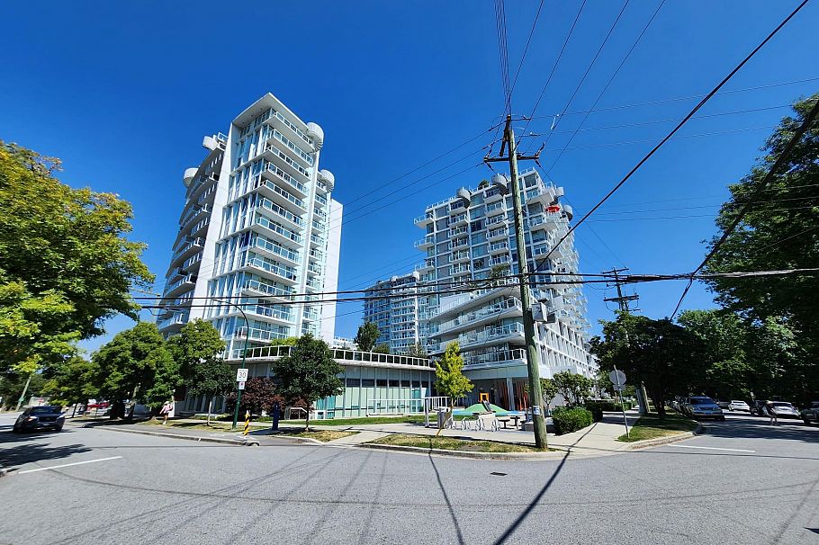 809 4638 Gladstone Street Vancouver, BC - 36