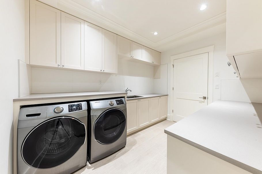 3755 W 13th Avenue Vancouver, BC - 28