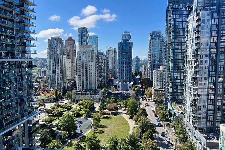 2010 1082 Seymour Street Vancouver, BC - 2