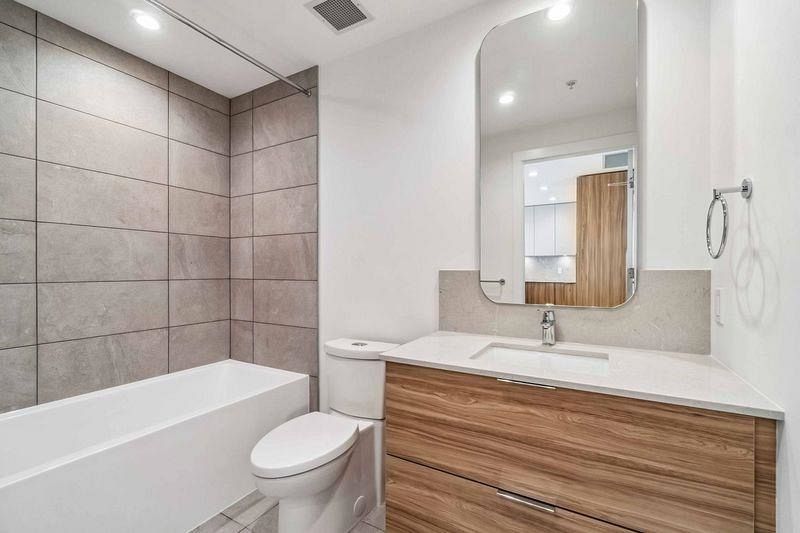 802 2325 Emery Court North Vancouver, BC - 11