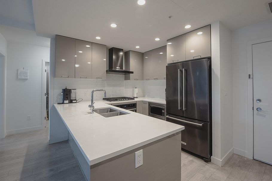 509 3581 Ross Drive Vancouver, BC - 5