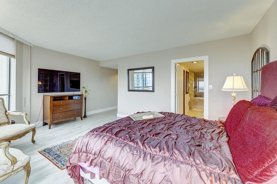 1904 738 Broughton Street Vancouver, BC - 17