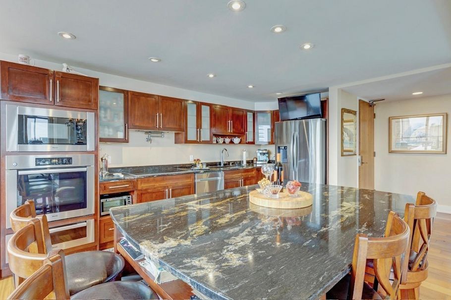 1904 738 Broughton Street Vancouver, BC - 9