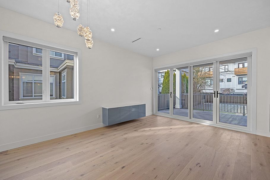 6011 Fremlin Street Vancouver, BC - 9