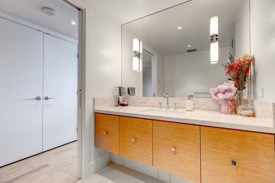 3704 667 Howe Street Vancouver, BC - 12