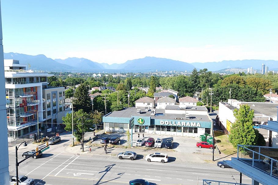 809 4638 Gladstone Street Vancouver, BC - 35