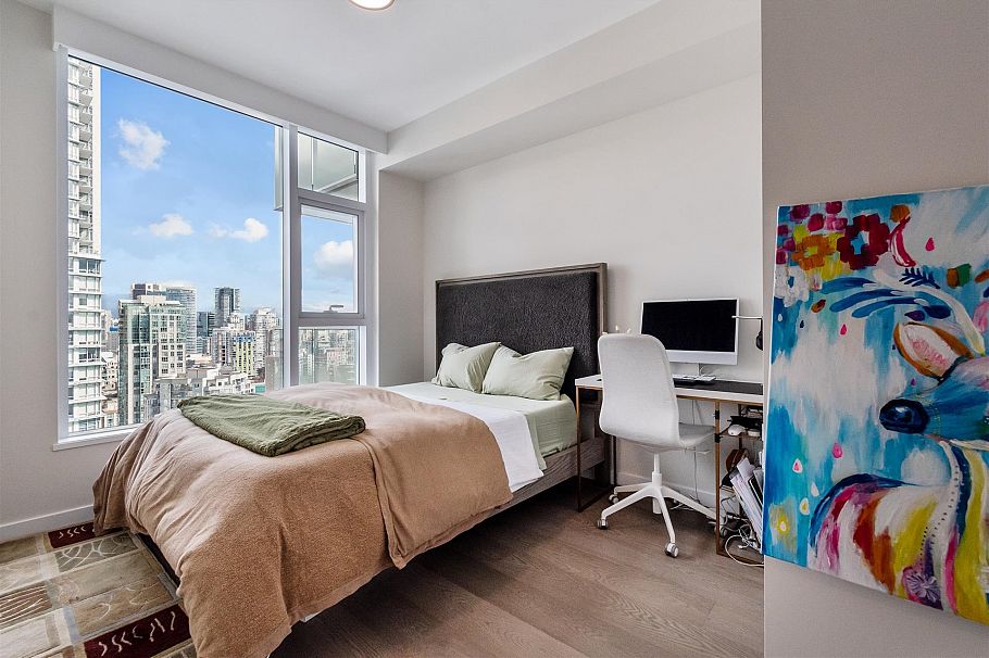 2501 1335 Howe Street Vancouver, BC - 17