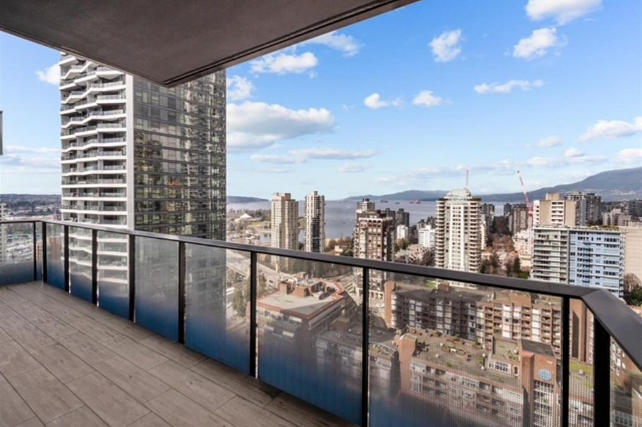 2501 1335 Howe Street Vancouver, BC - 10