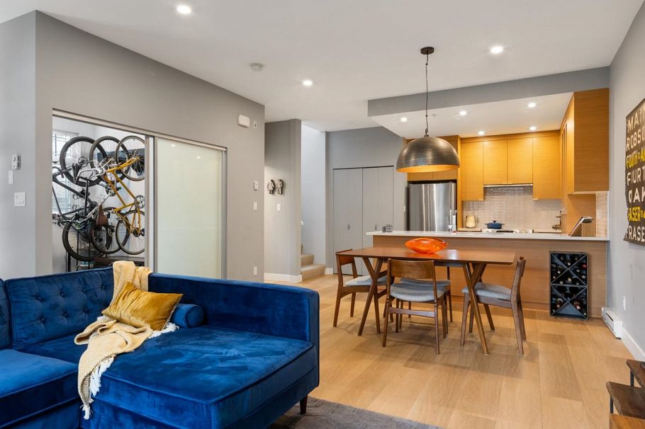 171 E 17th Avenue Vancouver, BC - 6