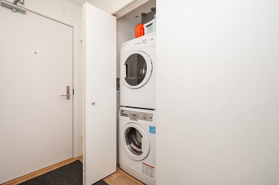 209 1788 Columbia Street Vancouver, BC - 19