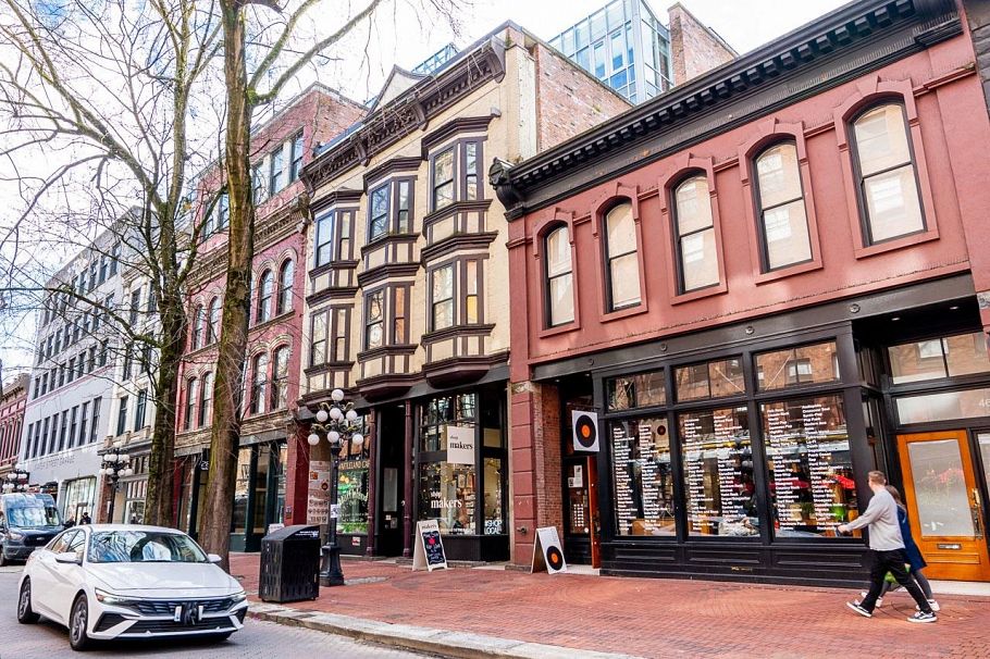 211 36 Water Street Vancouver, BC - 25