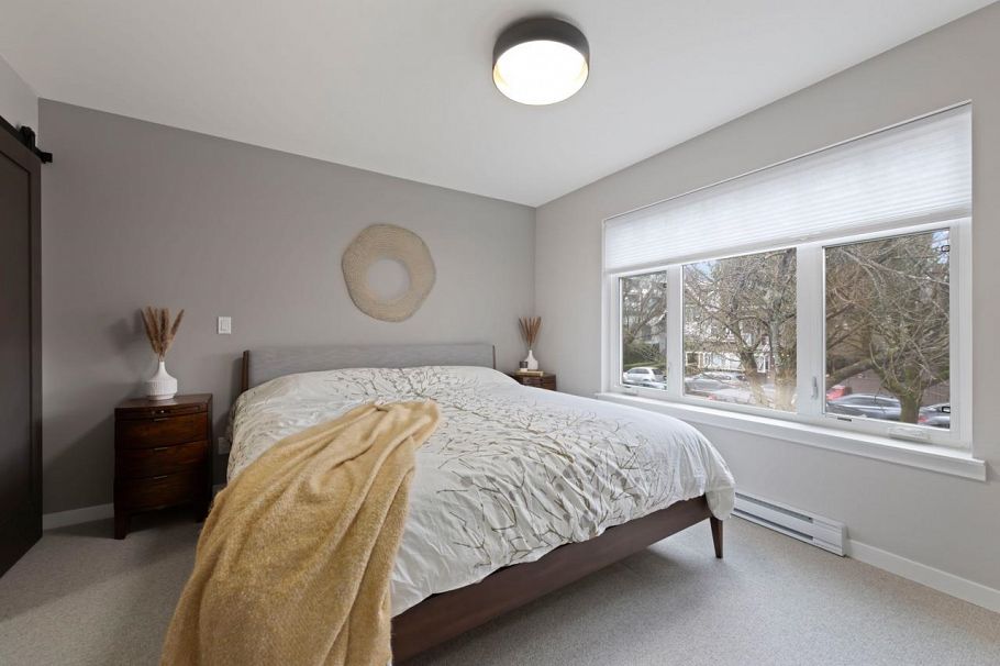 171 E 17th Avenue Vancouver, BC - 24