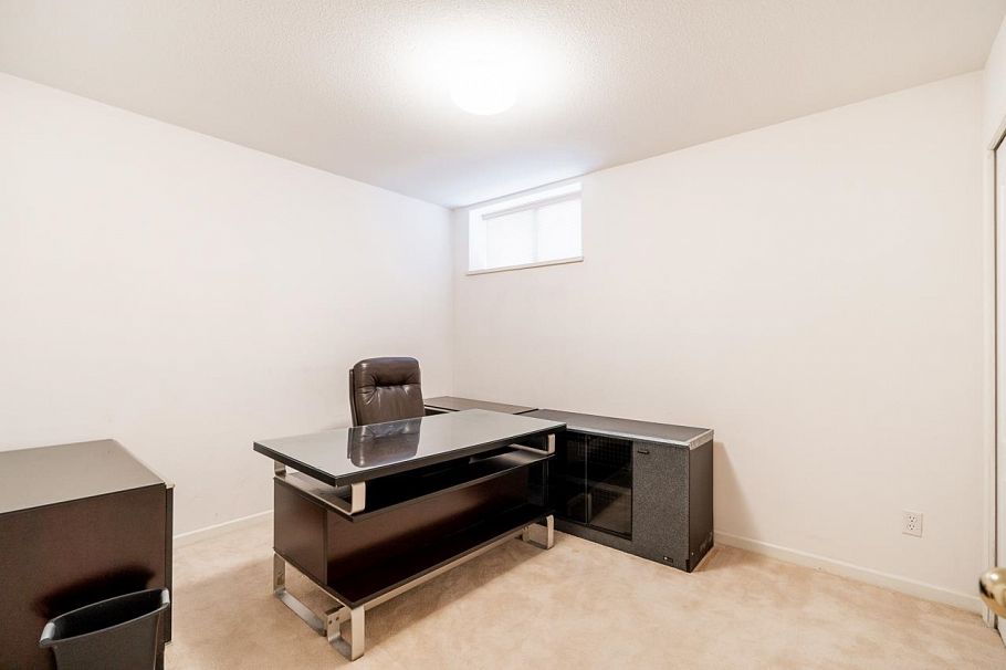 3513 W 40th Avenue Vancouver, BC - 23