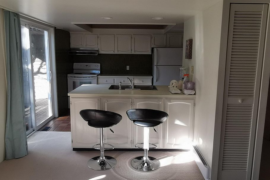 5631 Blenheim Street Vancouver, BC - 3