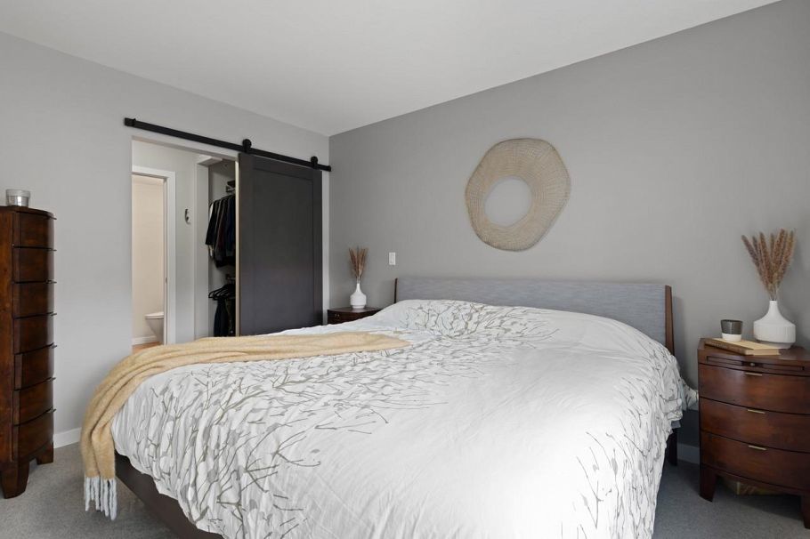 171 E 17th Avenue Vancouver, BC - 23