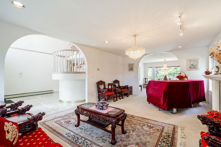 3513 W 40th Avenue Vancouver, BC - 5