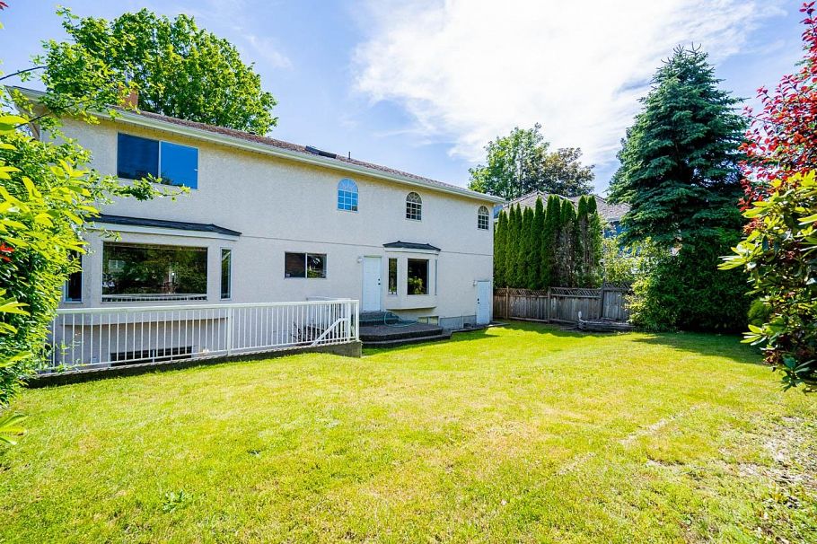 3513 W 40th Avenue Vancouver, BC - 35