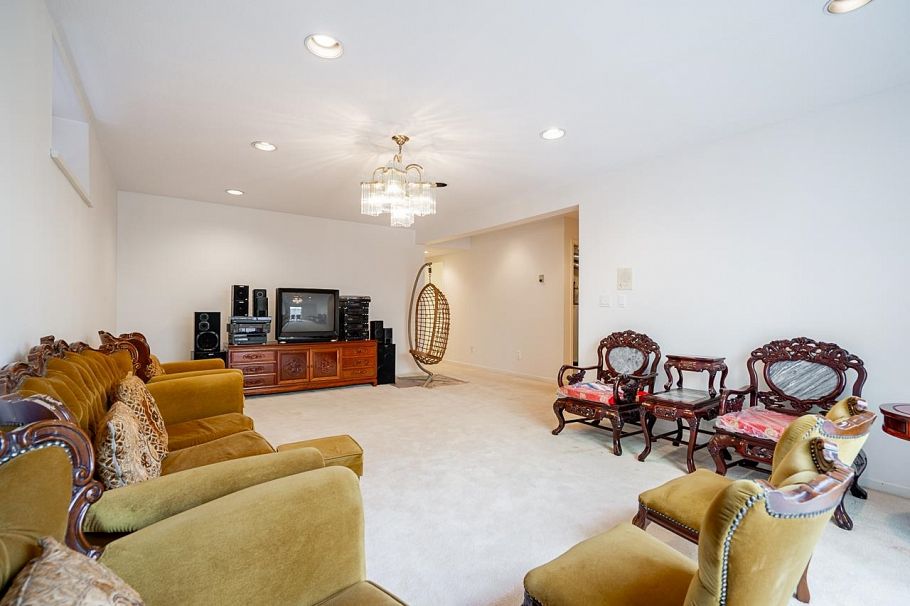 3513 W 40th Avenue Vancouver, BC - 22