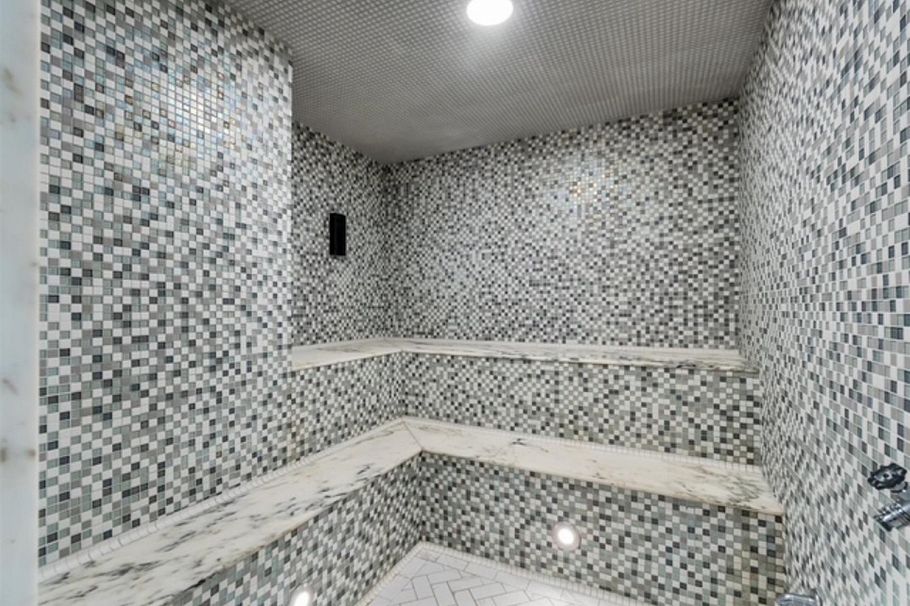 2501 1335 Howe Street Vancouver, BC - 28