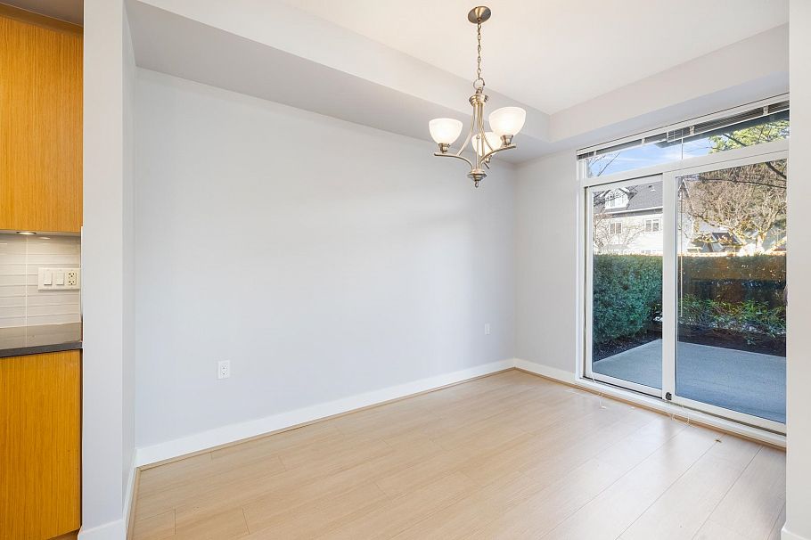 121 735 W 15th Street North Vancouver, BC - 13