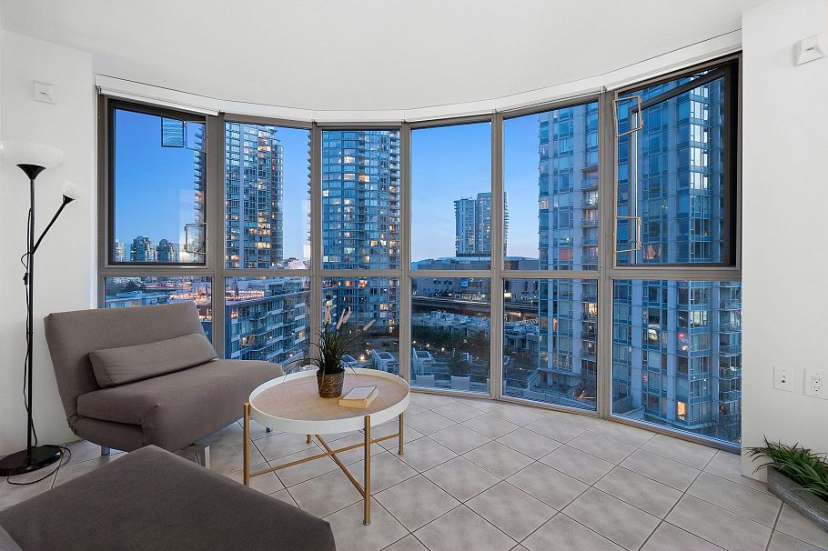 904 183 Keefer Place Vancouver, BC - 5