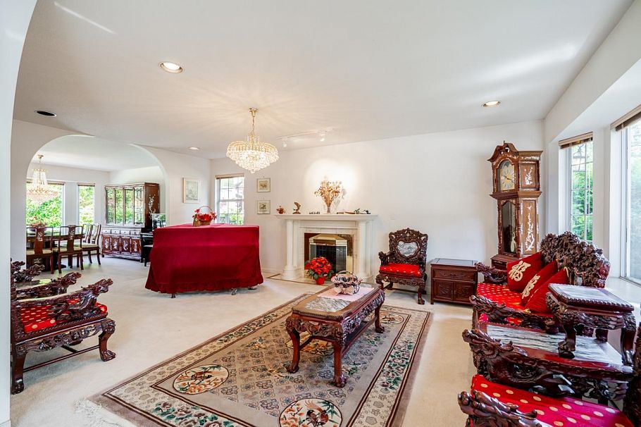 3513 W 40th Avenue Vancouver, BC - 4