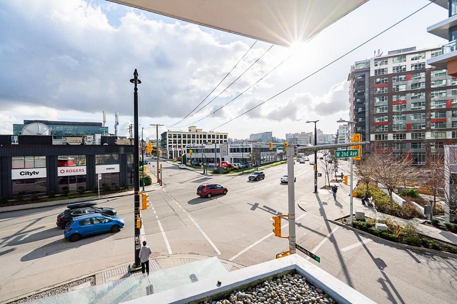 209 1788 Columbia Street Vancouver, BC - 24